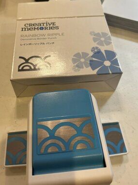 Creative Memories Rainbow Ripple Decorative Border Punch